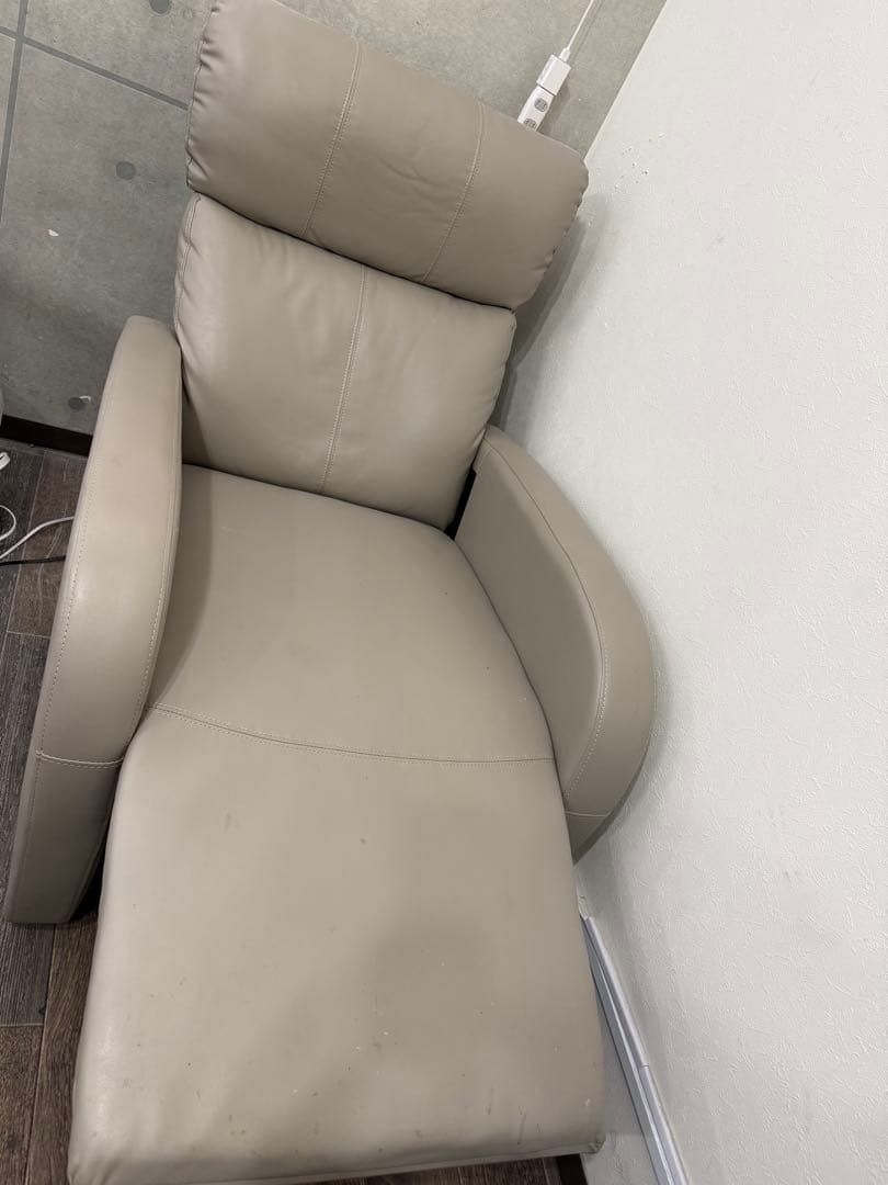 ベージュ リクライニングチェア
