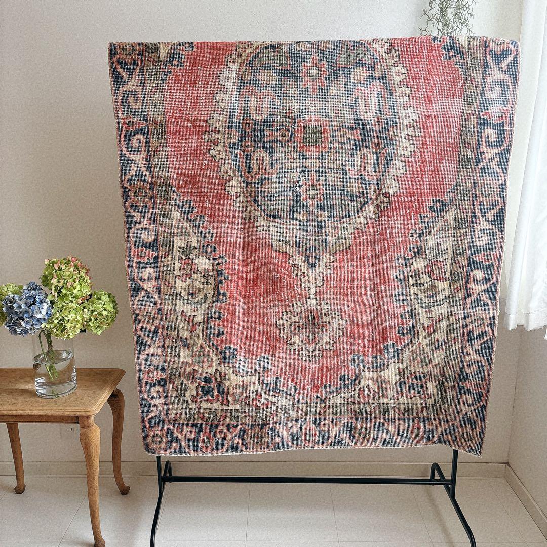 トルコ　ヴィンテージラグ　ピンク　ブルー　メダリオン