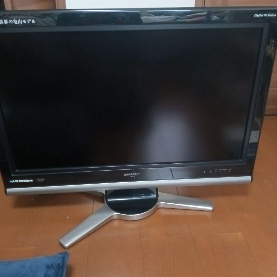 SHARP AQUOS 液晶テレビ　LC 32D10色々なゲーム機の端子あります