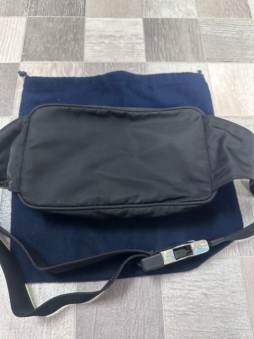 PRADA プラダ ボディバッグ ウエストポーチ 黒