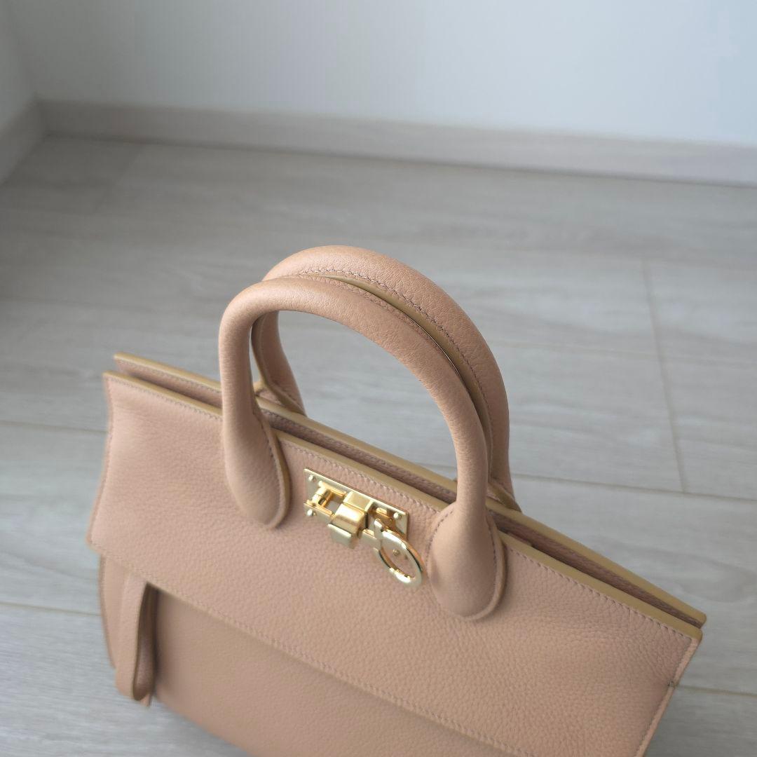 極美品【フェラガモ】スタジオ　ソフト　カラーブロック　2way ハンドバッグ