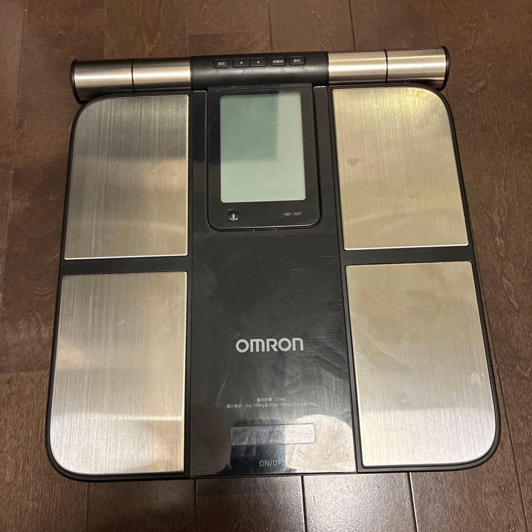 OMRON 体組成計 HBF-702T