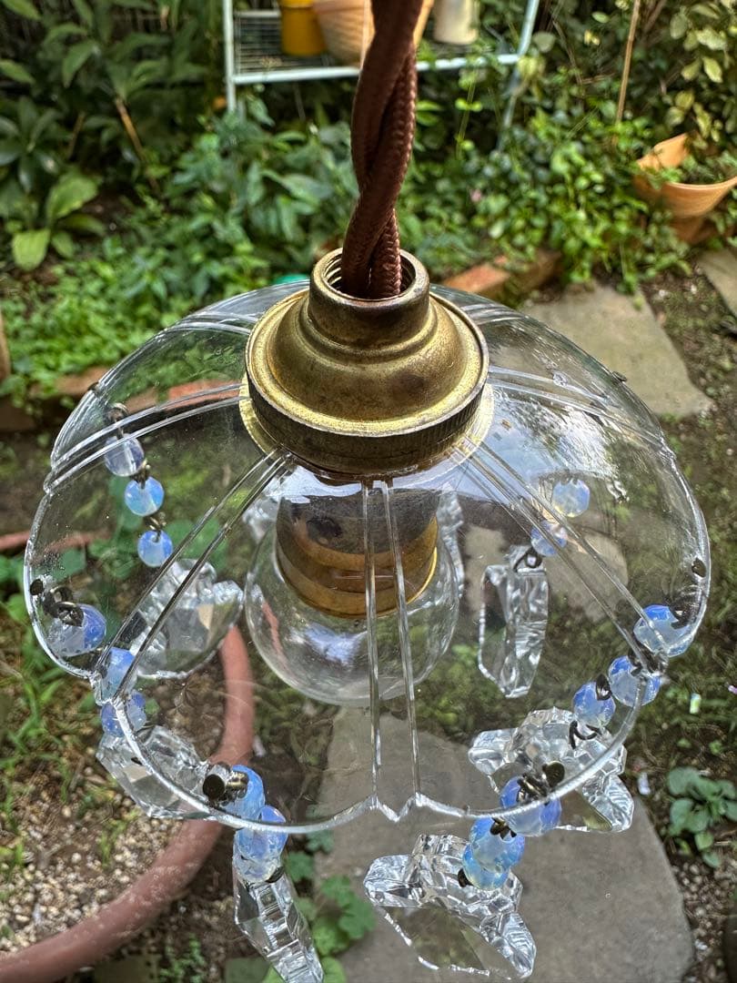 フランス アンティーク フレンチリーフとオパールセントの可愛いミニシャンデリア＊