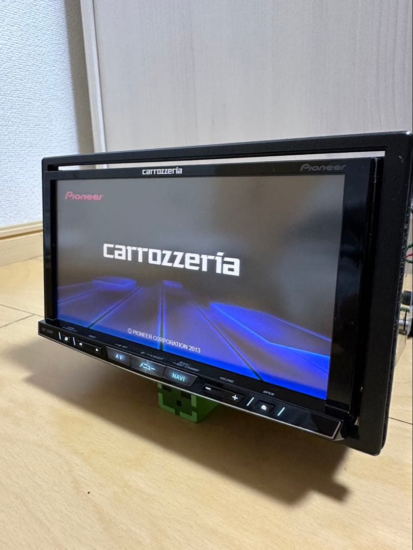 カロッツェリア　サイバーナビ　AVIC-ZH0007 2013