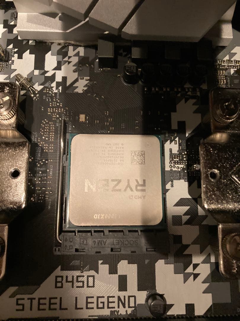 AMD Ryzen 7 5800X3D CPU 本体　中古