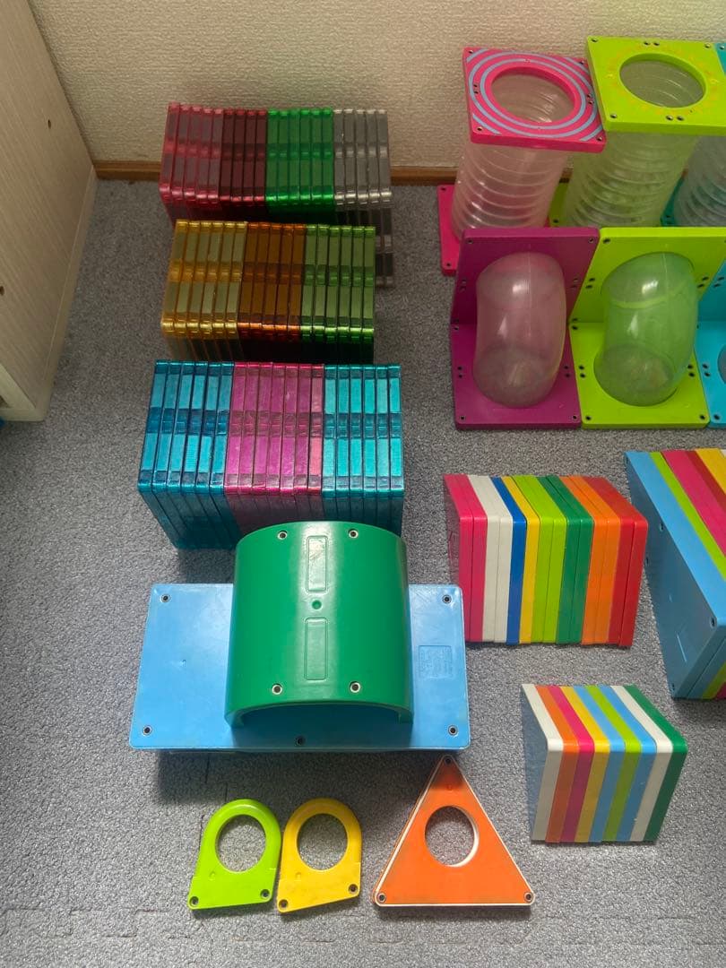 ピタゴラス2セット分　146ピース　マグネットプレート　磁石パズル　知育おもちゃ