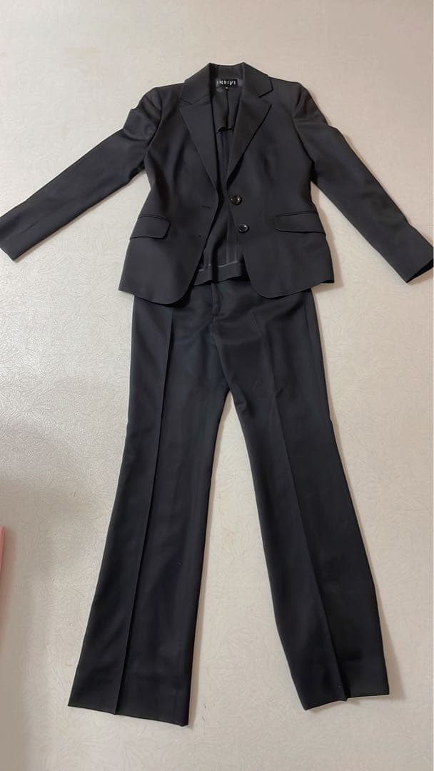 INDIVI洗えるウールスーツ上下黒超美品36 38