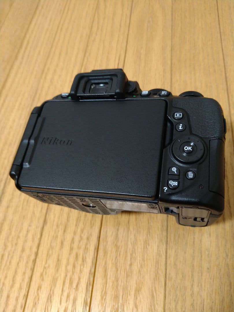 Nikon D5500 デジタル一眼レフカメラ 本体