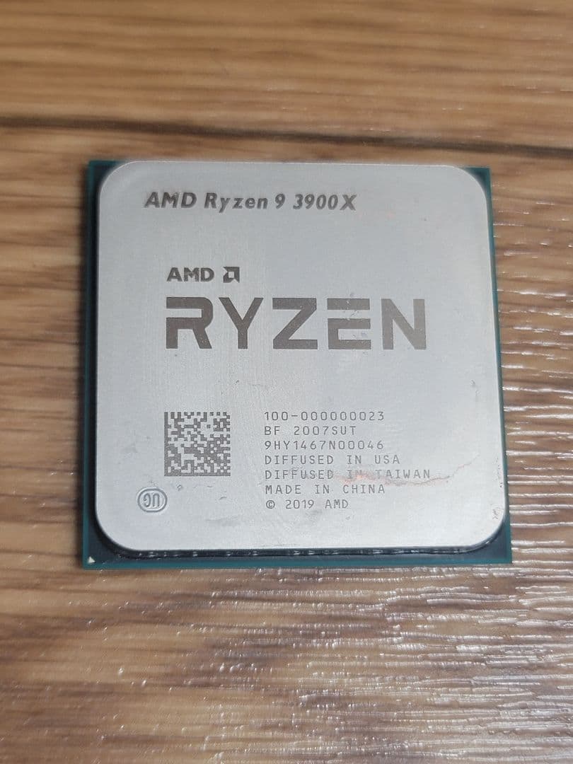 AMD Ryzen 9 3900X CPU プロセサー