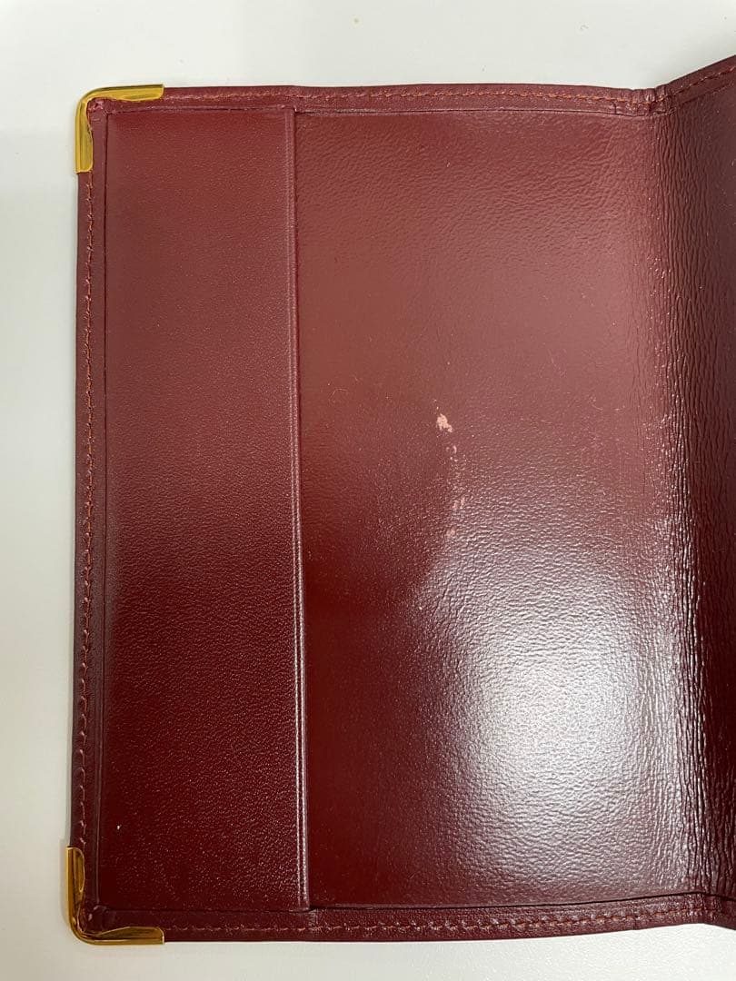 Cartier バーガンディ レザー パスポートケース