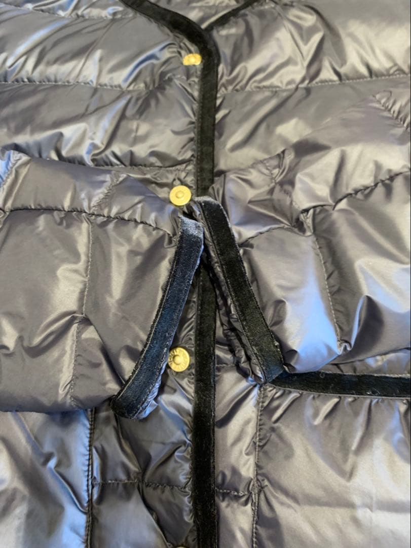 SHIPS別注TAION パイピング ノーカラー ダウン ジャケット タイオン