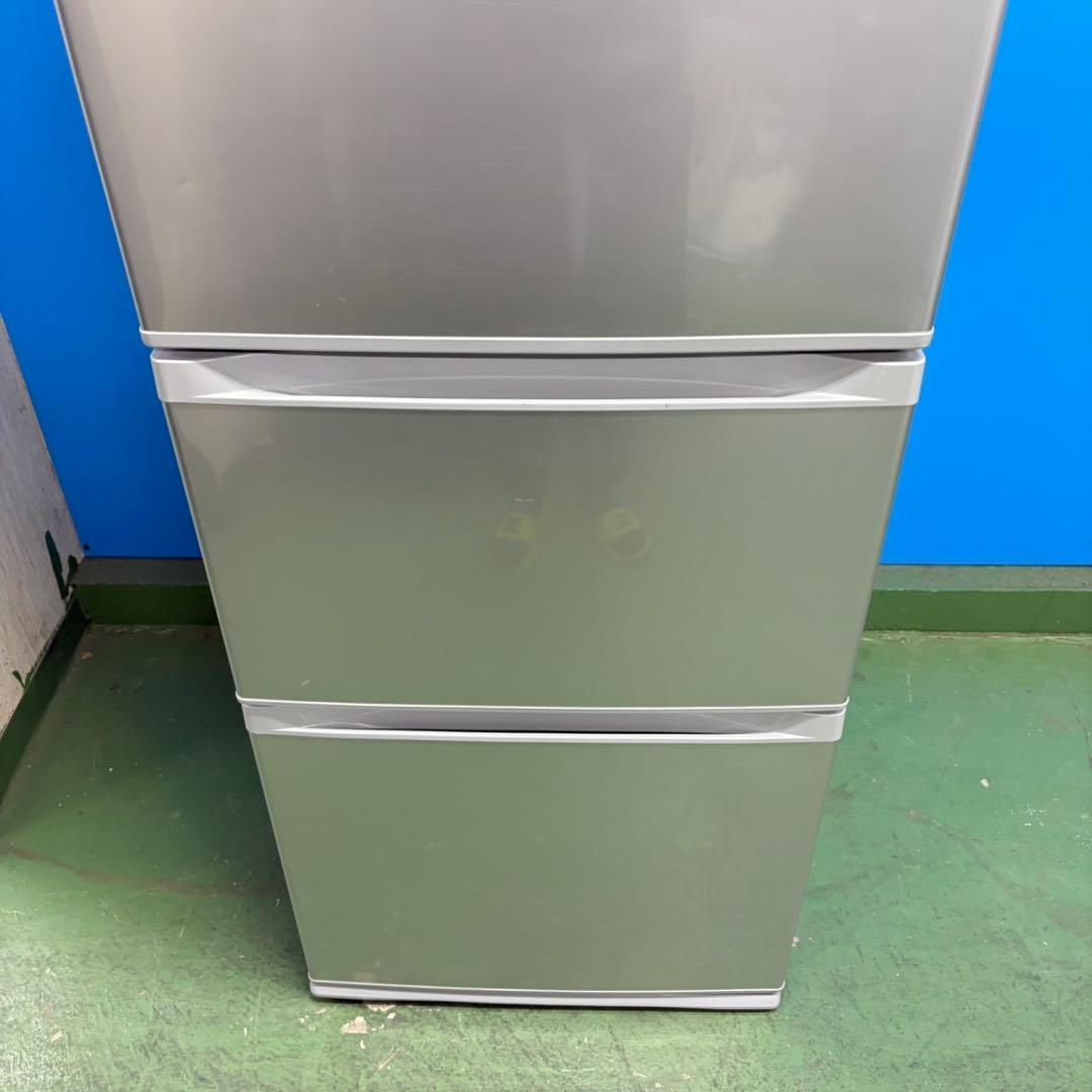 702 東芝　極美品　半年保証　大型冷蔵庫　300L〜400L ファミリー向