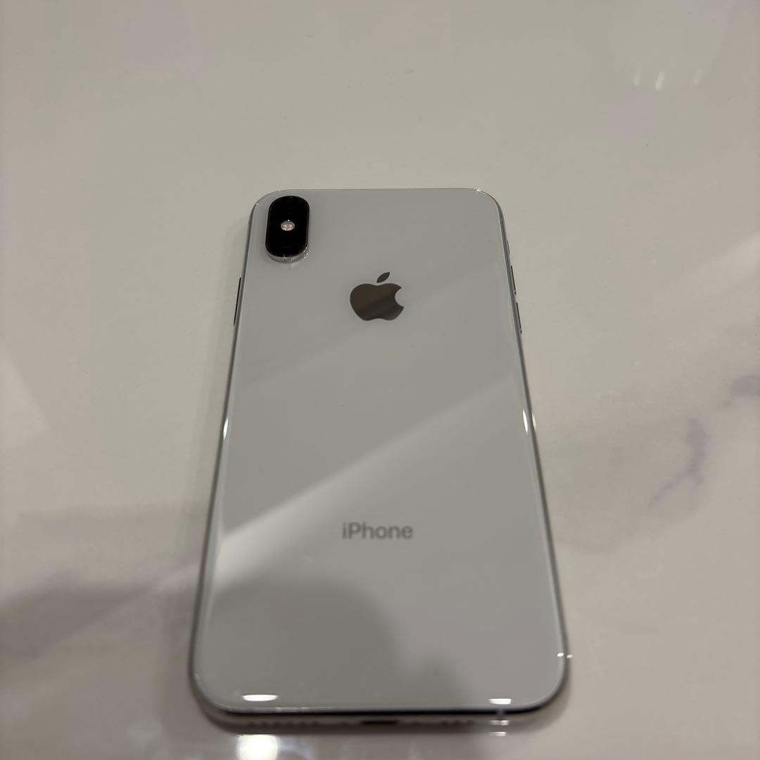 iPhone Xs 64GB ホワイト