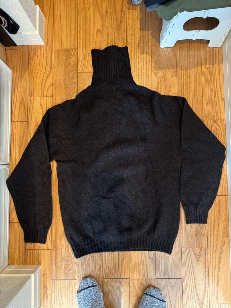 ハーレーオブスコットランド Harley セーター　タートルネック　ブラウン