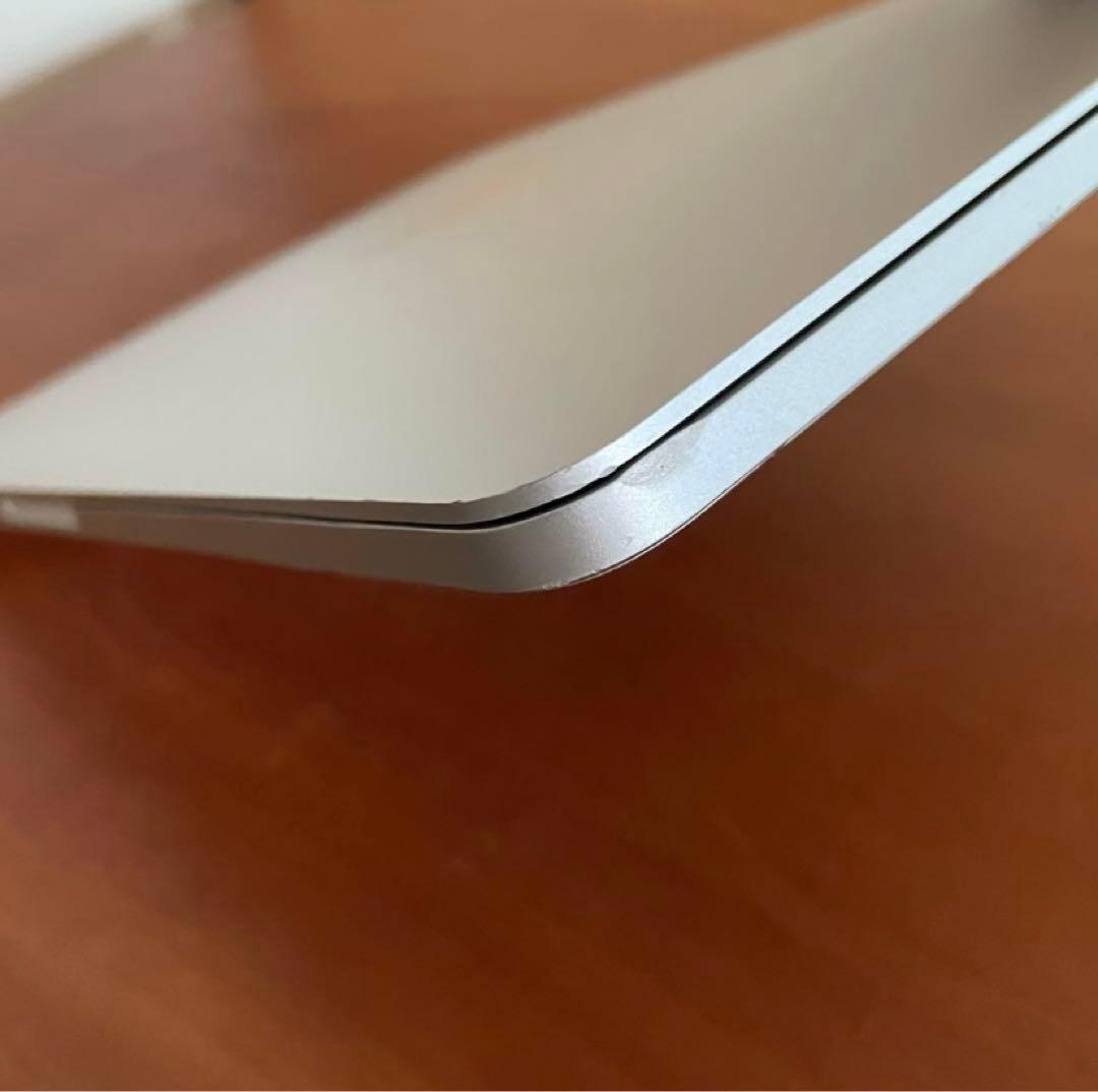 MacBook本体 MacBook pro 13-inch i7 16GB 1TB CTO