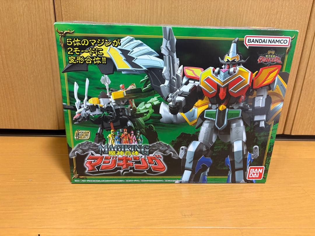 BANDAI マジキング 変形合体フィギュア