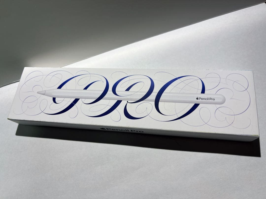 【新品未使用】 Apple Pencil Pro ホワイト 専用ケース付き