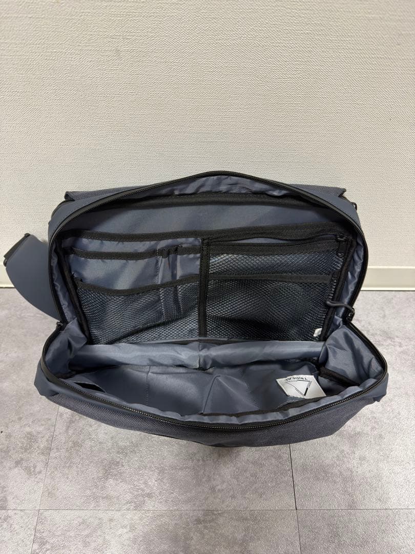 TRIDEAL TOUGH BIG SLING BAG 　ネイビー