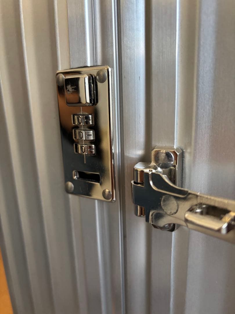 RIMOWA リモワ　クラシックフライト　キャリーケース　旅行カバン　82Ｌ