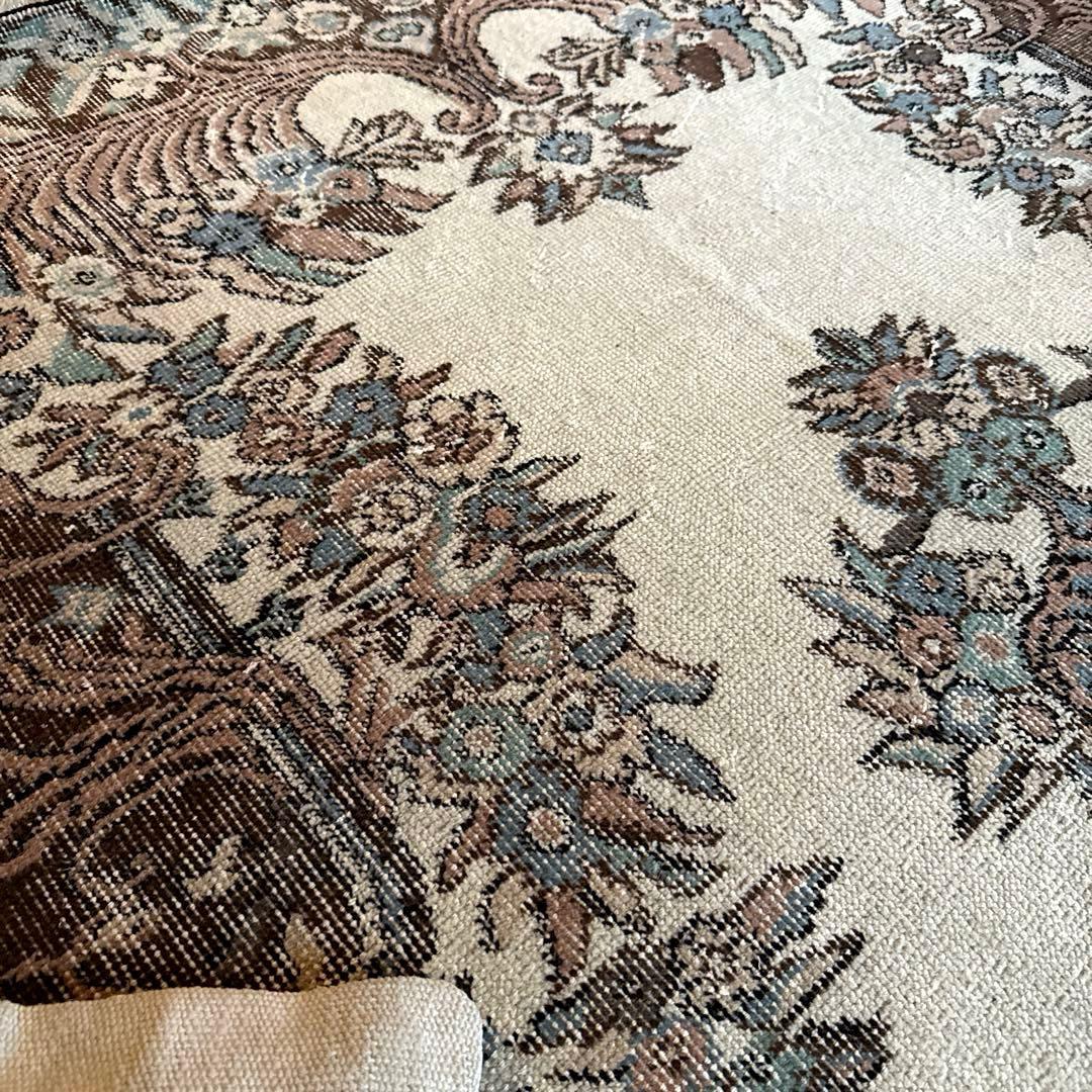 119×204ブラウン×クリーム　ピンク水色　メダリオン　トルコヴィンテージラグ