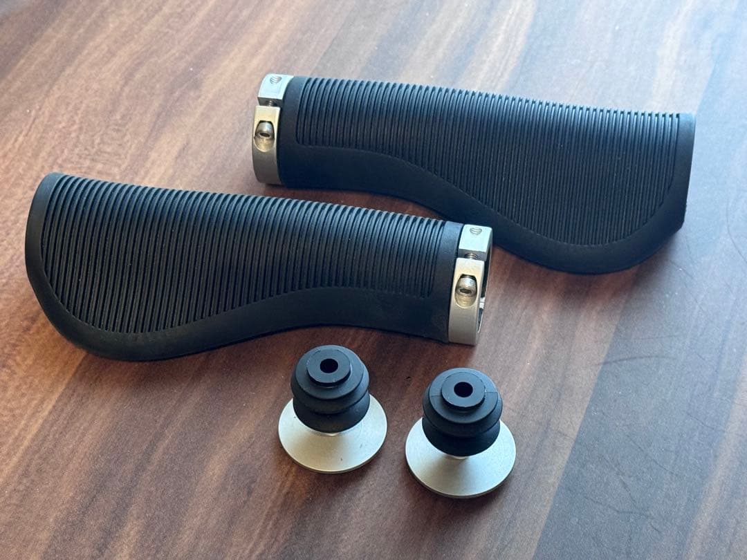 BROOKS ERGONOMIC LEATHER GRIP 黒130/130mm