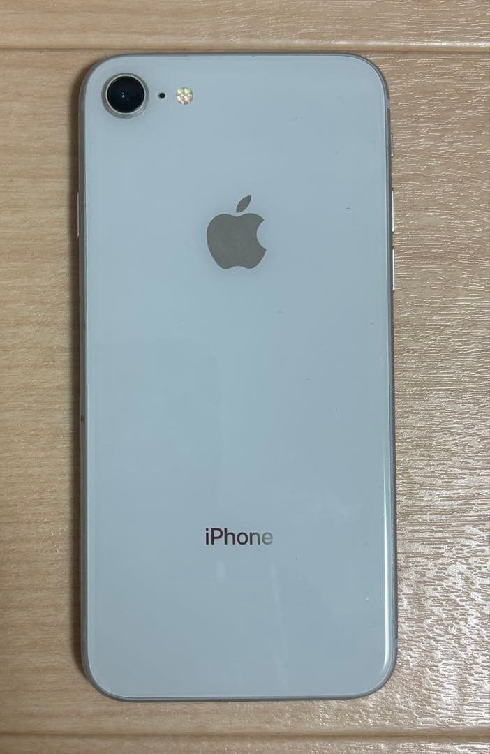 AppleアップルiPhone8 シルバーホワイト64GB/SIMフリー