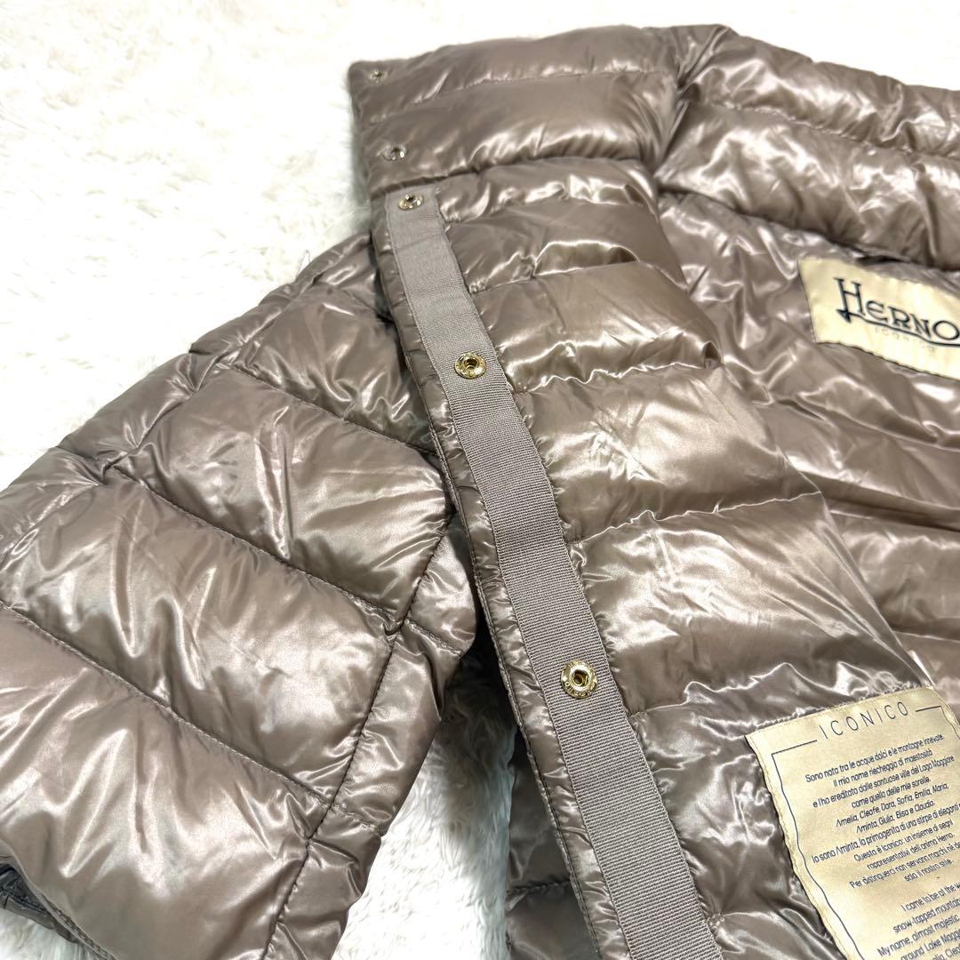 HERNO ダウンジャケット イコニコ 42 ショート丈　7分袖ライトダウン