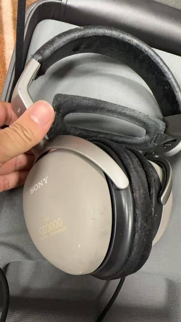 SONY索尼 MDR-CD3000 耳机。停産モデル。