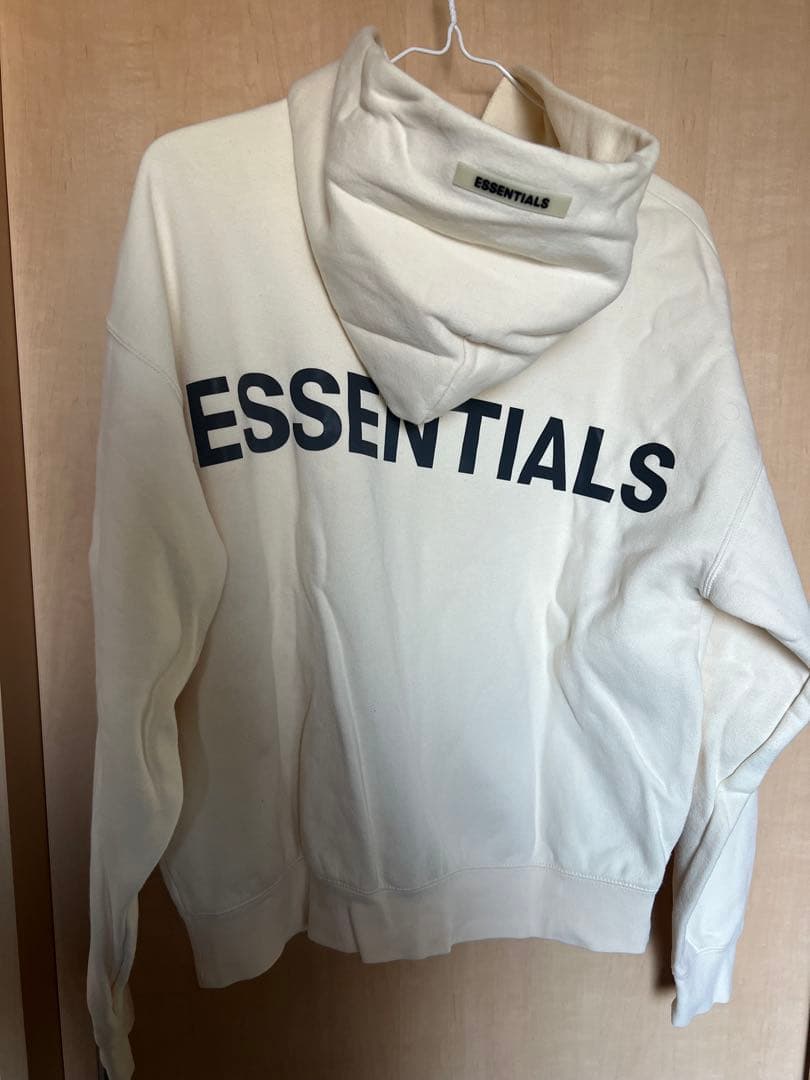 FEAR OF GOD ESSENTIALSパーカー⭐️ひーくん ⭐専用