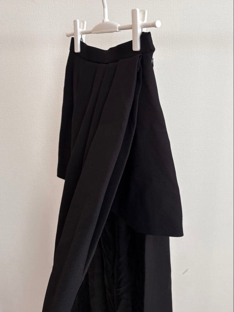 最終お値下げ　Pachman パハマン スカート ブラック 日本製 変形デザイン