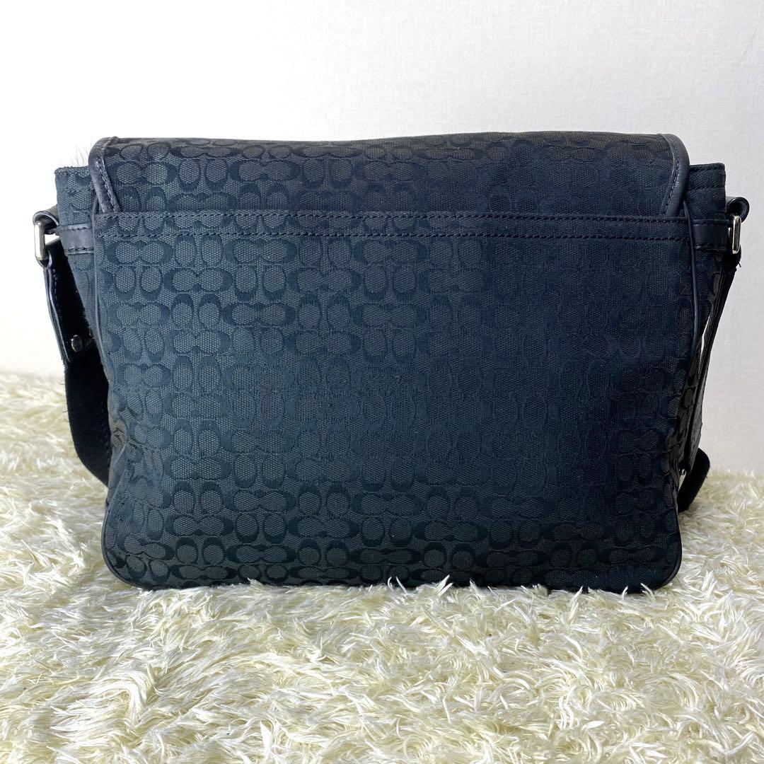美品✨ コーチ COACH メッセンジャーバッグ シグネチャー 斜め掛け