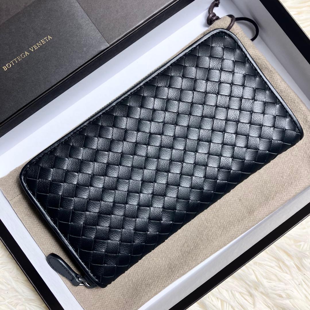 【未使用】 ボッテガヴェネタ イントレチャート ラウンドジップ FRID搭載