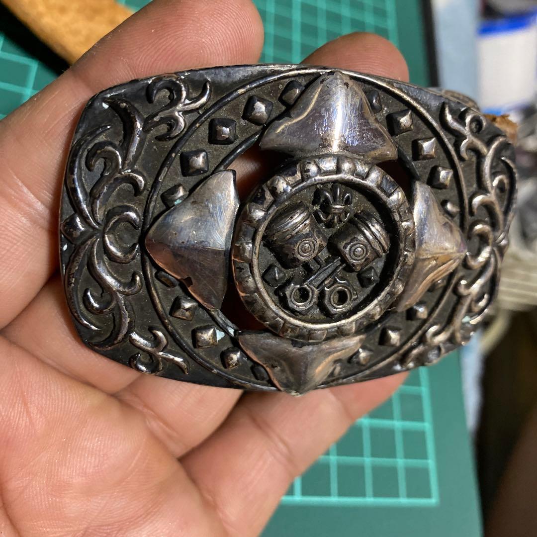 すごく対応　291295 革ベルト　950 エンジン柄　バックル