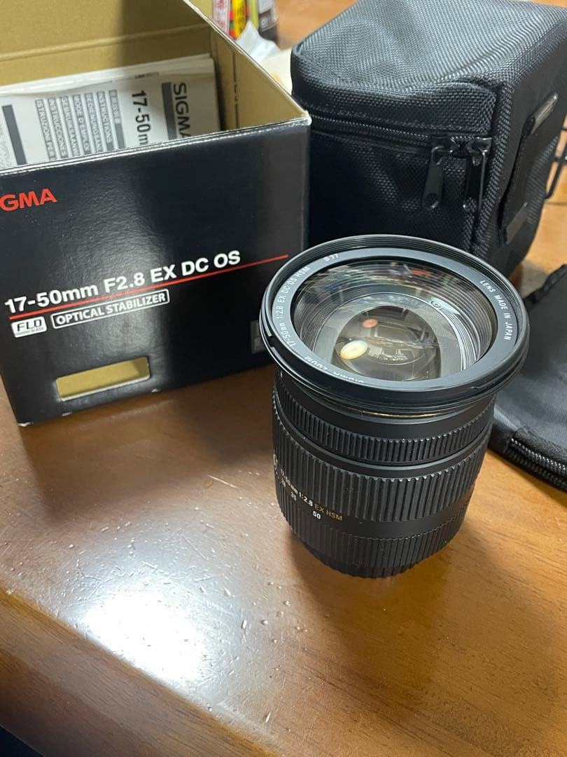 SIGMA 17-50mm F2.8 EX DC OS HSM（Canon)