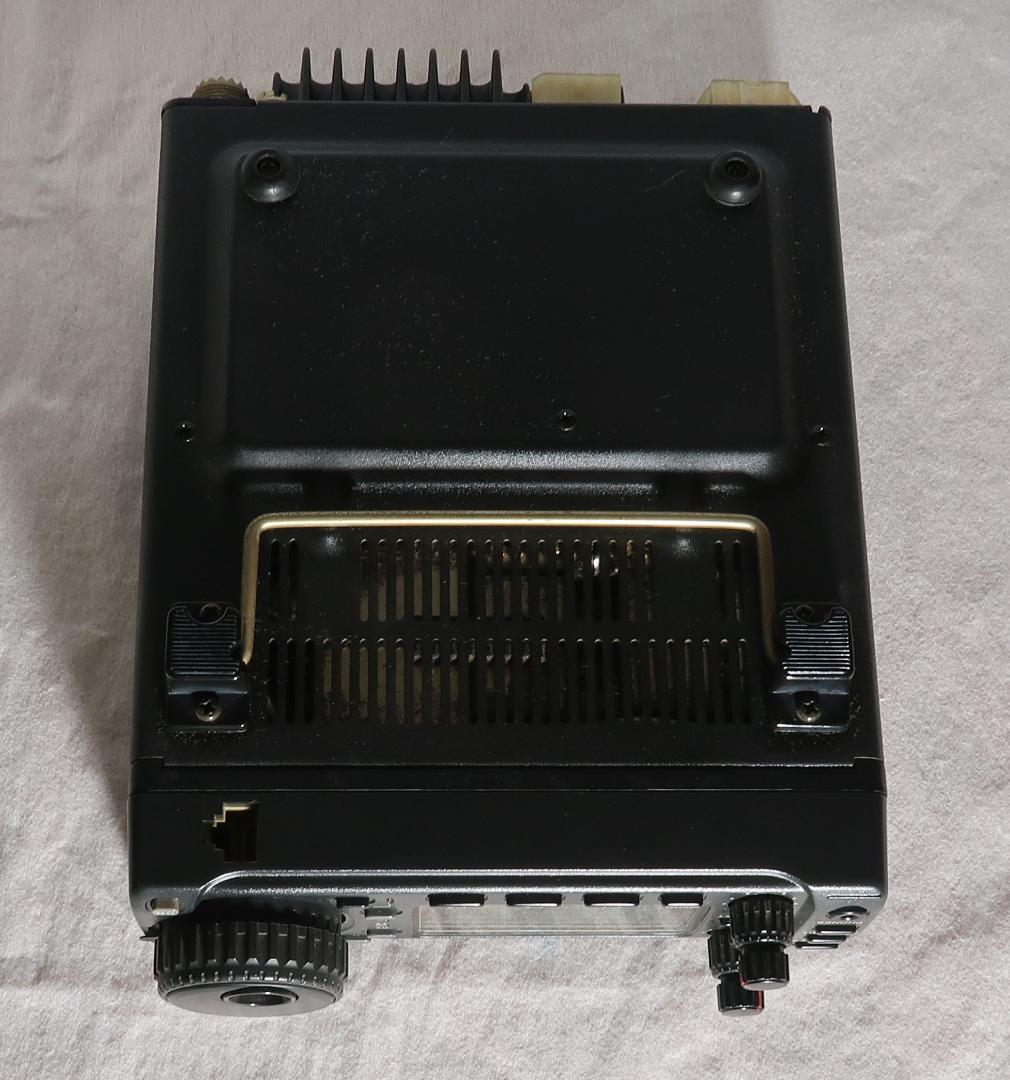 ICOM IC-706 HF/50MHz/144MHz オールモードハイパワー機