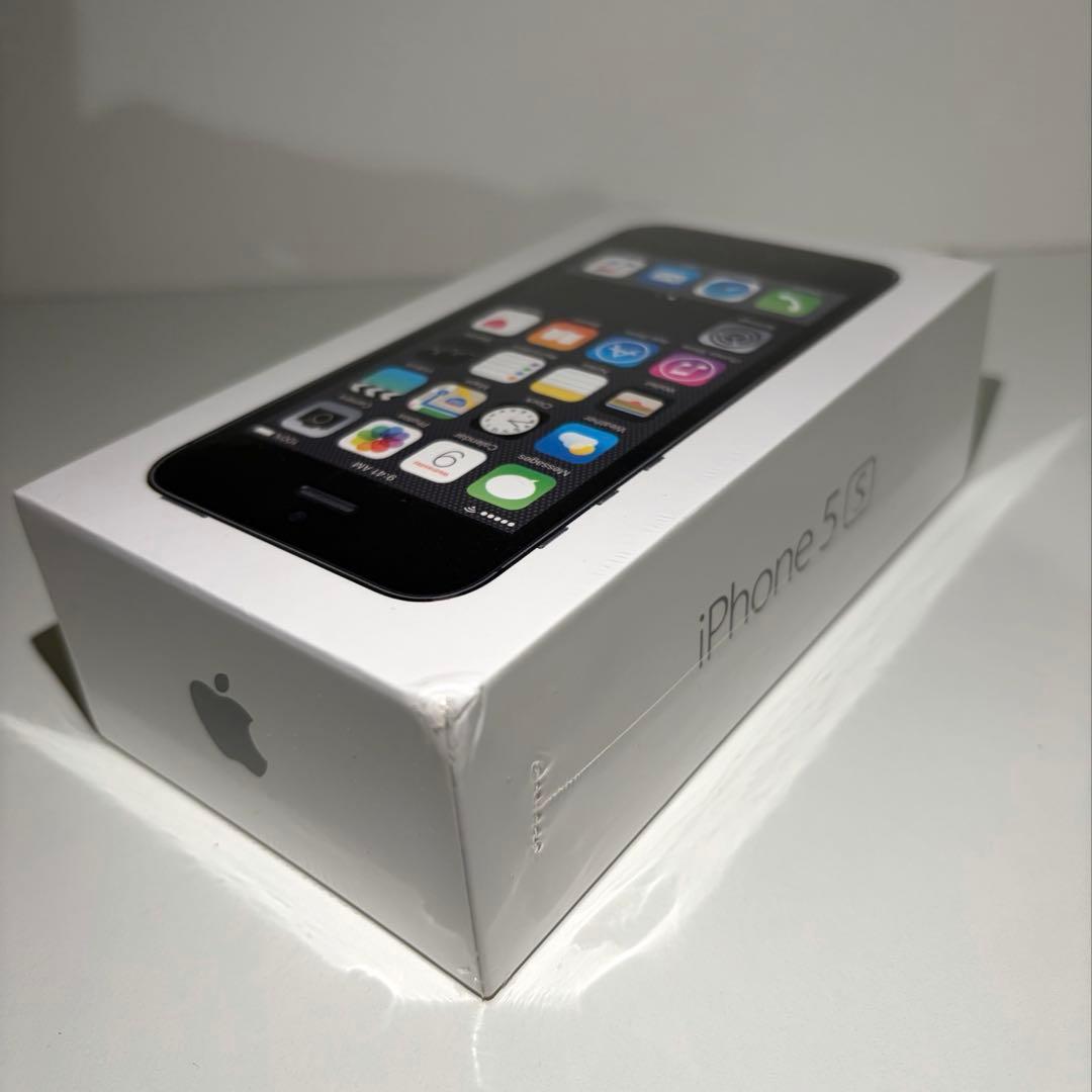 「新品未開封」Iphone5s Space Gray 32GB シュリンク付き