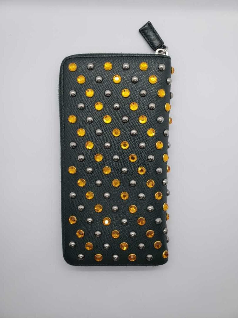 ★プラダPRADA★マルチスタッズストーンレザーウォレット★長財布ラウンドジップ