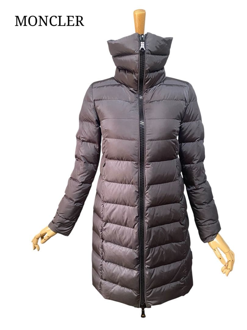 ミルク＊MONCLERモンクレール ＊ARGELES