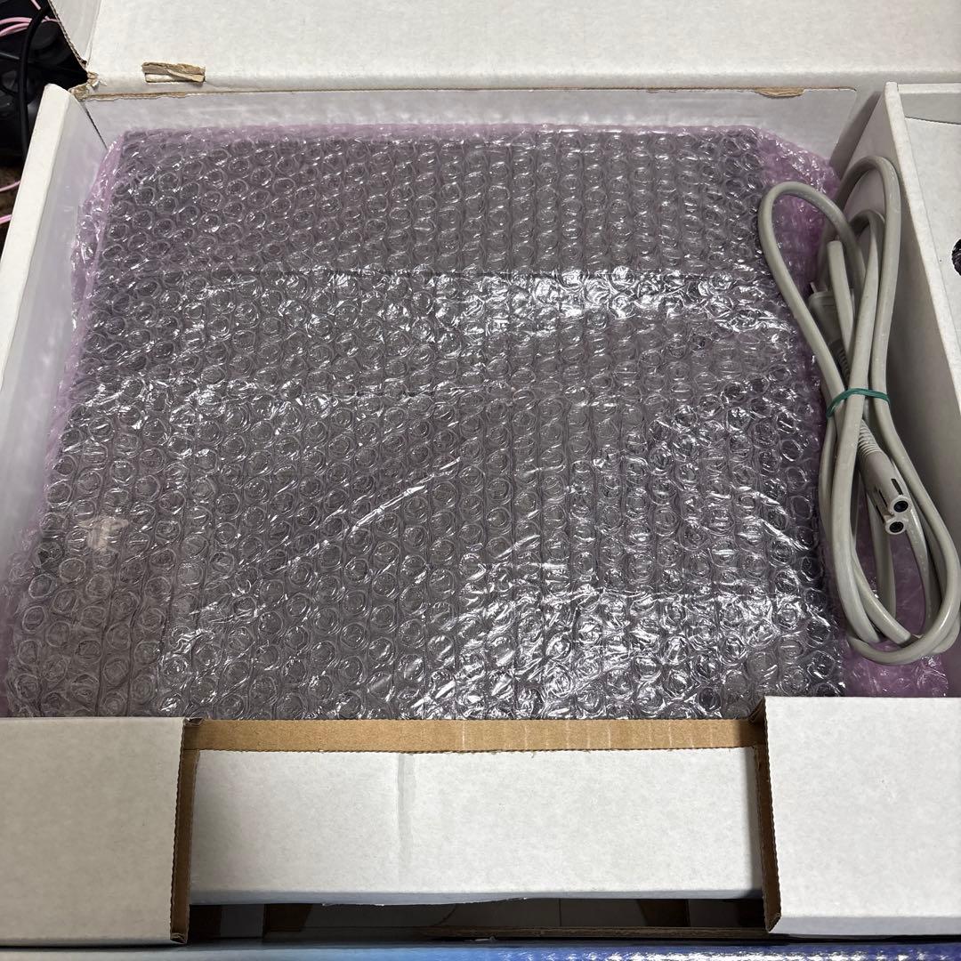 SONY PS4 500GB 本体