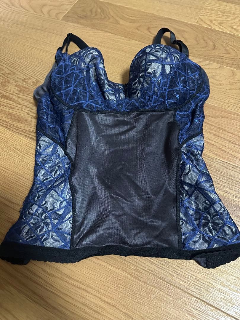 MARUKO カーヴィシャス カレス 1/2カップロンブラジャー