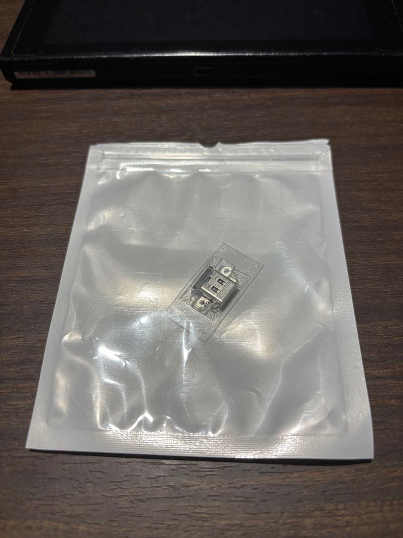 日*9様 ジャンク　Nintendo Switch 本体　ジョイコンセット