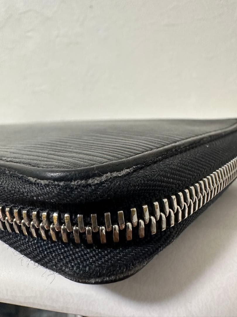 LOUIS VUITTONジッピーオーガナイザー ファスナー長財布
