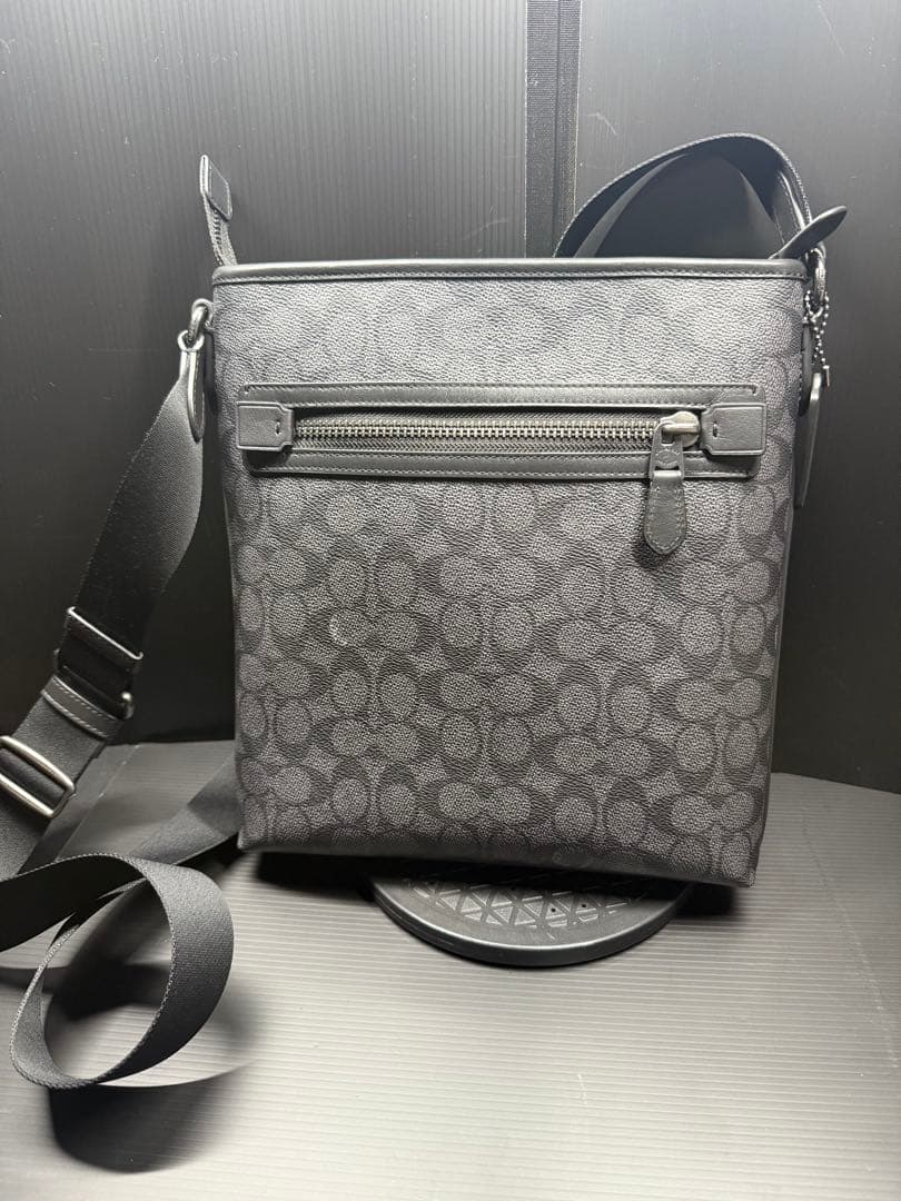 COACH スリム メッセンジャー