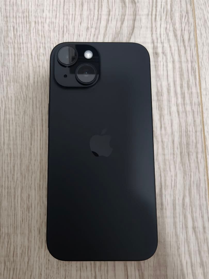 【黒】Apple iPhone 15 256GB SIMフリー