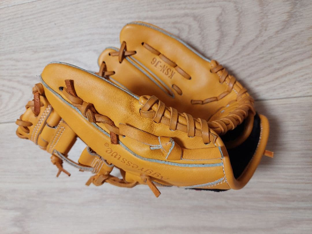 Slugger 軟式少年用グローブ