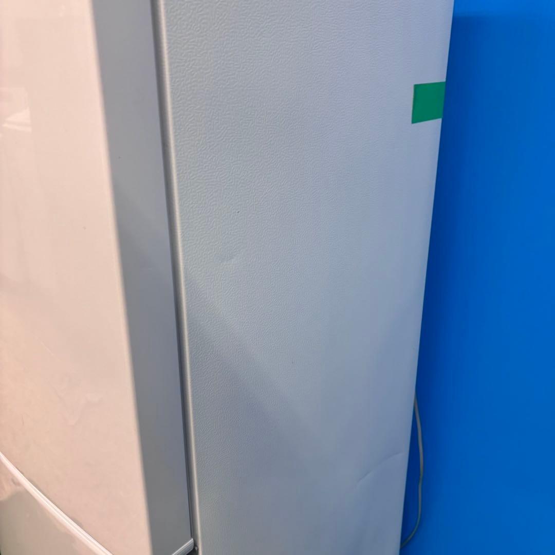 622 ハイアール　大きめサイズ　冷蔵庫　大容量　173L 100L強　小型