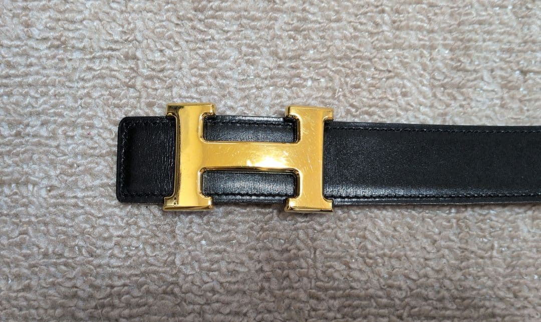 お値下げしました♫　HERMES　リバーシブル ブラック ゴールド ベルト 70