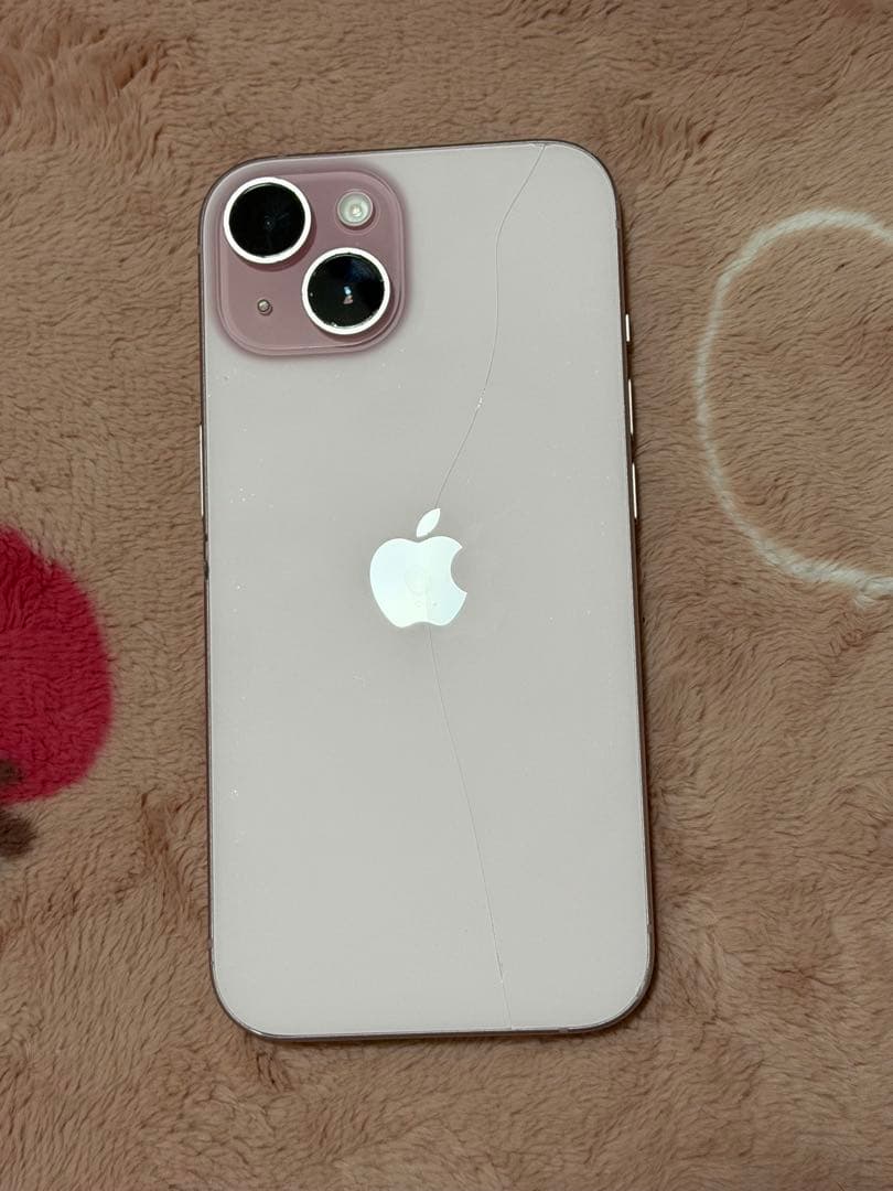 iPhone15 ピンク 128GB カメラシャッター音無