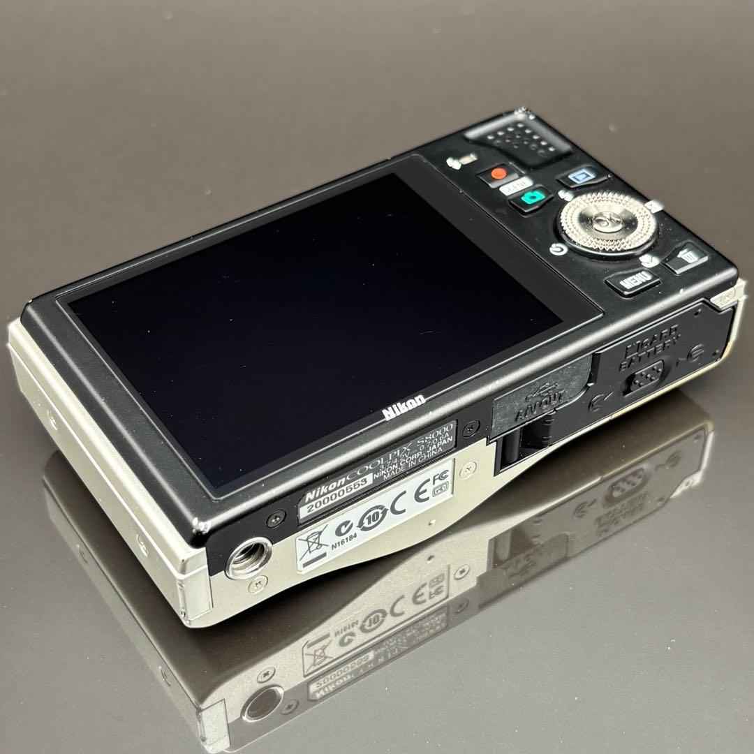 良品 Nikon COOLPIX S8100