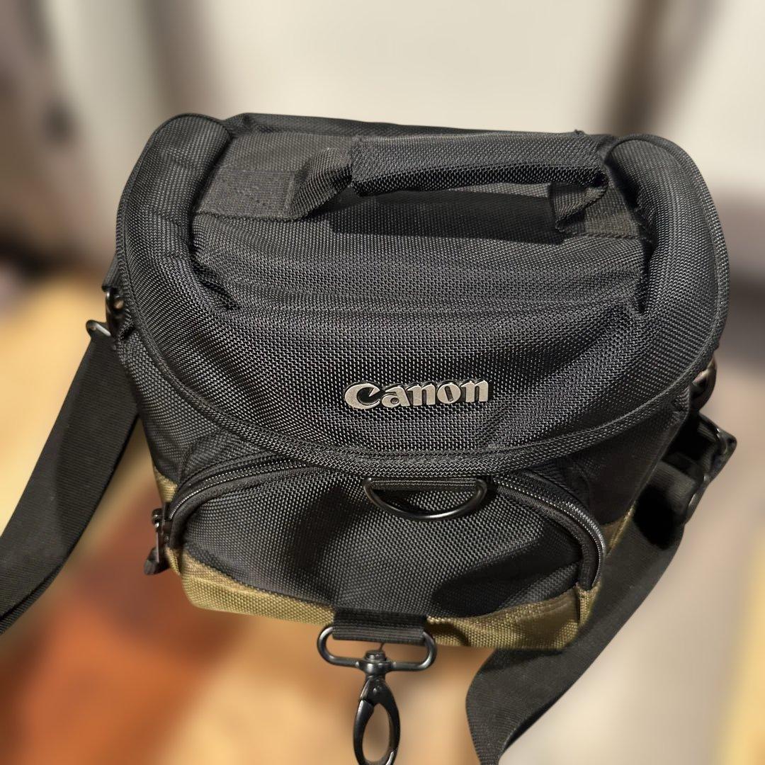 CANON EOS M ミラーレス レンズセットDS126391 キャリーケース